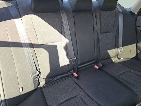 Used 2024 Honda Accord EX image 21