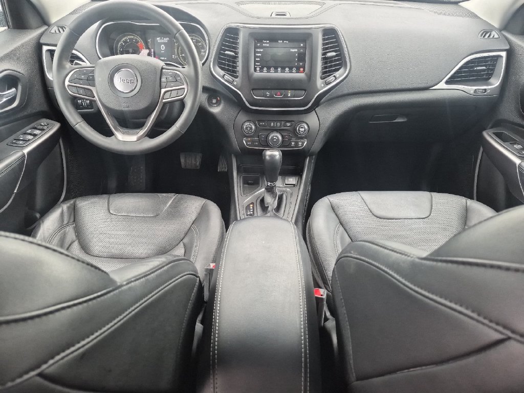 Used 2021 Jeep Cherokee Latitude Lux FWD image 13