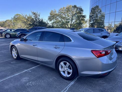 Used 2023 Chevrolet Malibu LS image 6
