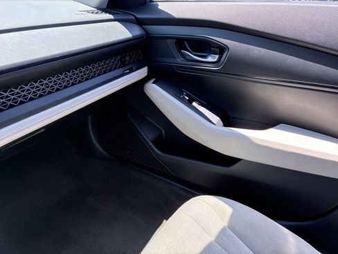 Certified 2023 Honda Accord LX image 31