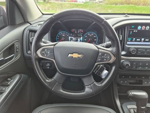 Used 2017 Chevrolet Colorado Z71 AWD/4WD image 15
