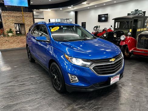 Used 2019 Chevrolet Equinox LT image 3