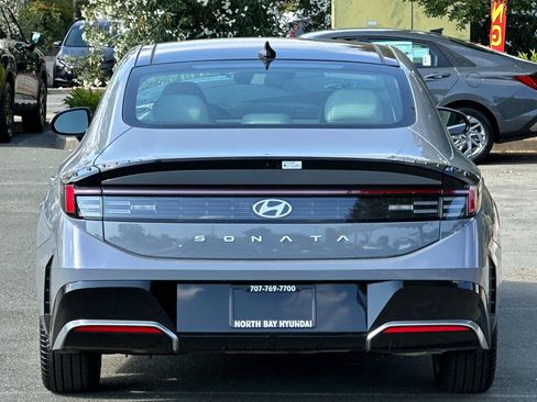 New 2025 Hyundai Sonata SEL FWD image 5