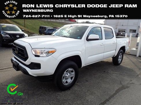 Used 2023 Toyota Tacoma SR image 1