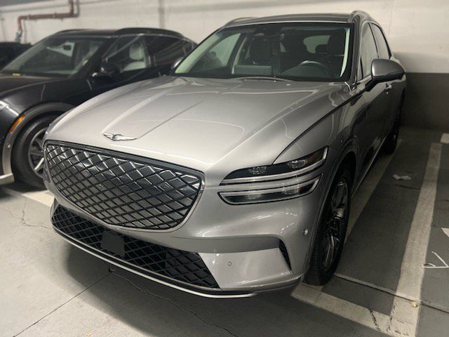 Used 2023 Genesis Electrified GV70 AWD/4WD image 1