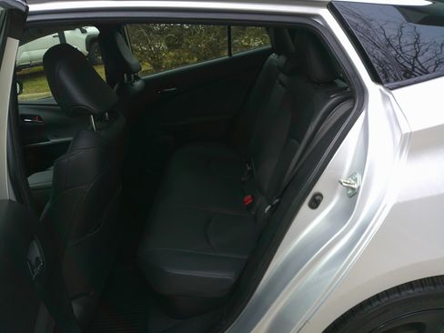 Used 2022 Toyota Prius image 29