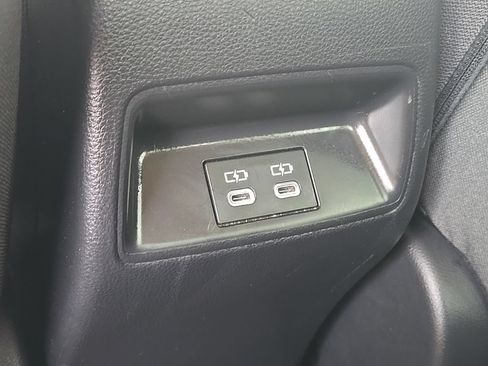 Used 2024 Toyota Corolla LE FWD image 33