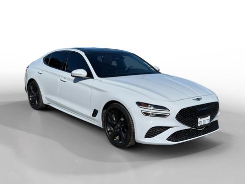 Used 2023 Genesis G70 2.0T w/ Sport Prestige Package image 7