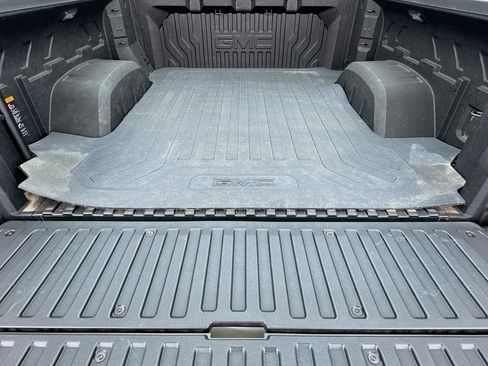 Used 2025 GMC Sierra 1500 Denali Ultimate AWD/4WD image 18