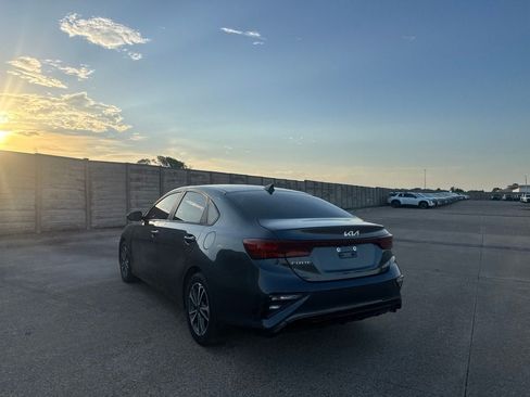 Used 2023 Kia Forte LXS FWD image 15