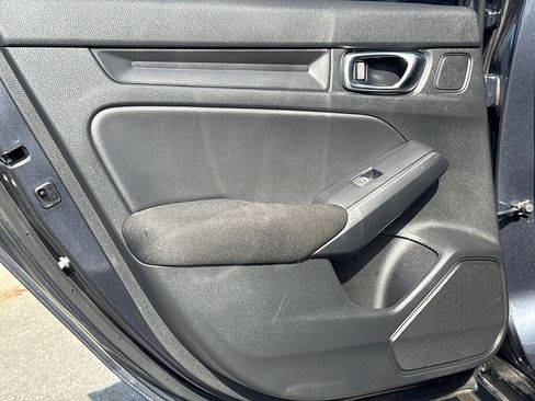 Used 2025 Honda Civic Sport image 10