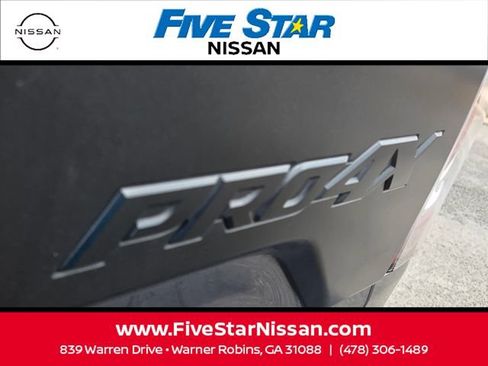 Used 2021 Nissan Titan PRO-4X w/ Pro-4x Convenience Package AWD/4WD image 12