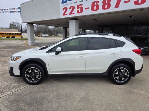 Used 2019 Subaru Crosstrek 2.0i Premium image 2
