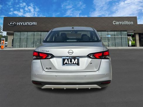 Used 2025 Nissan Versa S w/ Trunk Package image 6