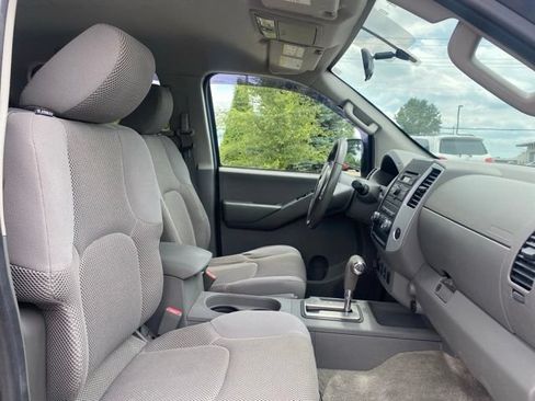 Used 2012 Nissan Frontier SV AWD/4WD image 26