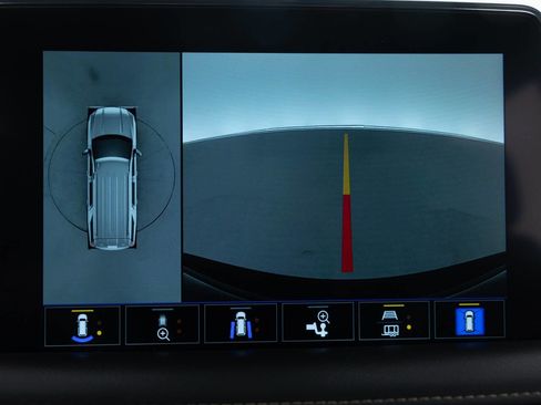 Used 2022 GMC Yukon XL SLT w/ SLT Luxury Package image 39