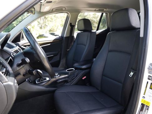Used 2015 BMW X1 sDrive28i RWD image 6