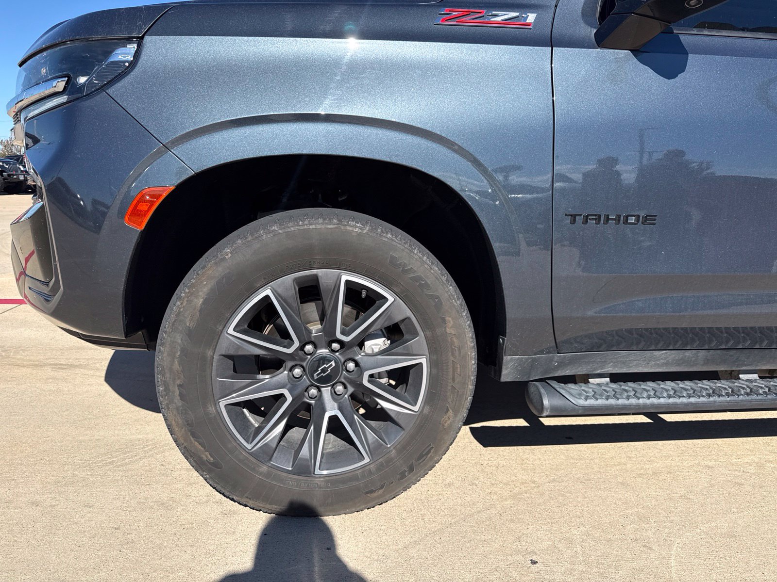 Used 2021 Chevrolet Tahoe Z71 w/ Z71 Signature Package AWD/4WD image 5