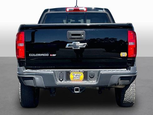Used 2018 Chevrolet Colorado ZR2 w/ ZR2 Midnight Special Edition AWD/4WD image 4
