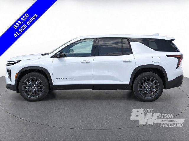 Used 2024 Chevrolet Traverse LS w/ Midnight/Sport Edition AWD/4WD image 8