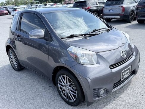 Used 2012 Scion iQ w/ Rear Speaker Pkg FWD image 3