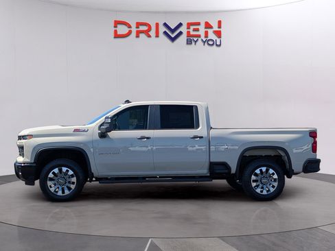 New 2026 Chevrolet Silverado 2500 Custom w/ Custom Value Package AWD/4WD image 2