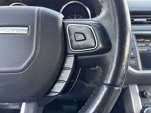 Used 2016 Land Rover Range Rover Evoque SE image 24