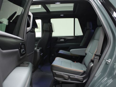 New 2026 GMC Yukon AT4 w/ AT4 Premium Plus Package AWD/4WD image 14