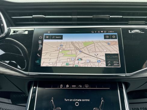 Used 2021 Audi Q8 Premium Plus w/ Premium Plus Package AWD/4WD image 20