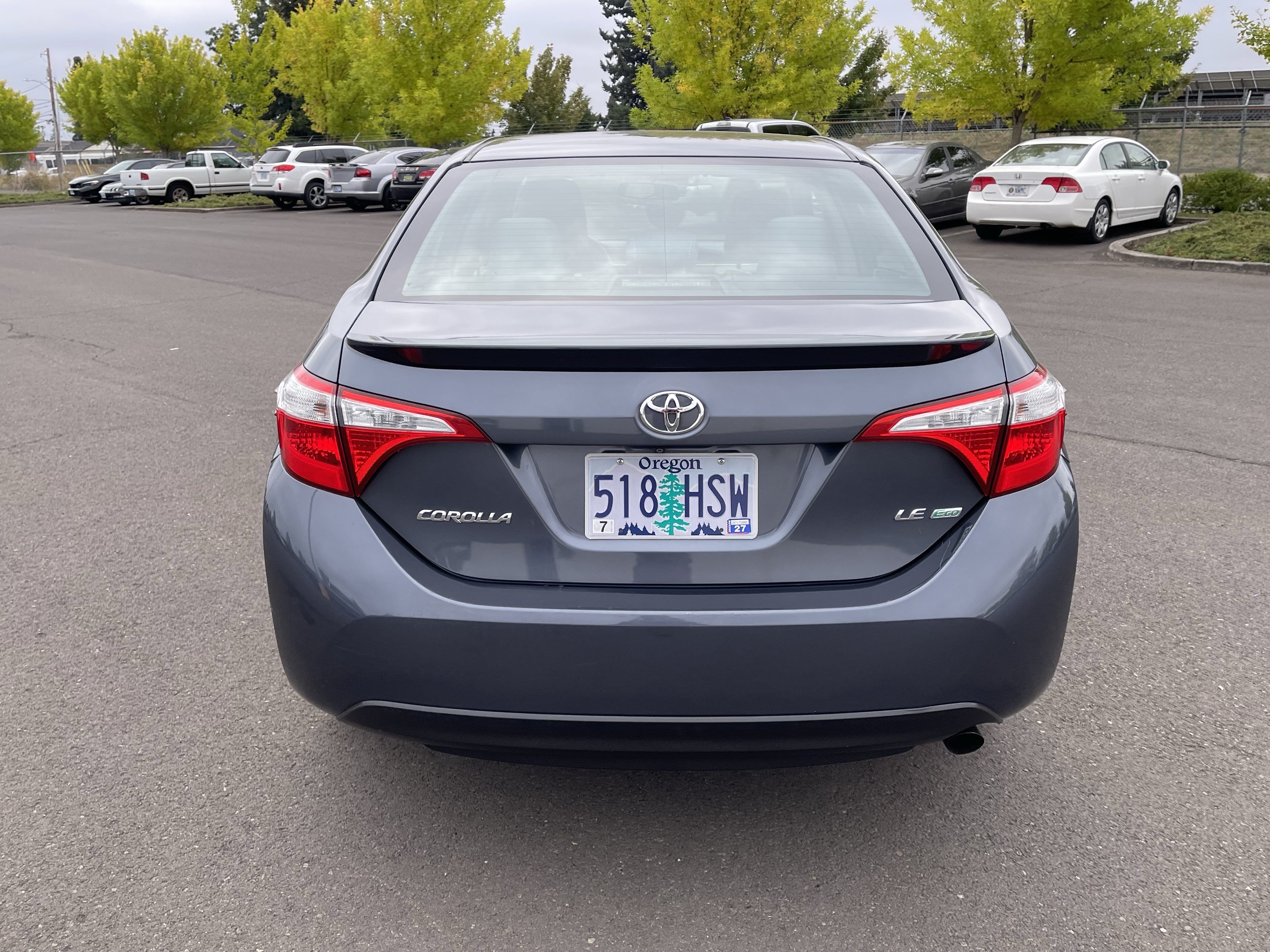 Used 2015 Toyota Corolla LE FWD image 4