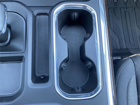 New 2026 GMC Sierra 1500 Elevation image 31