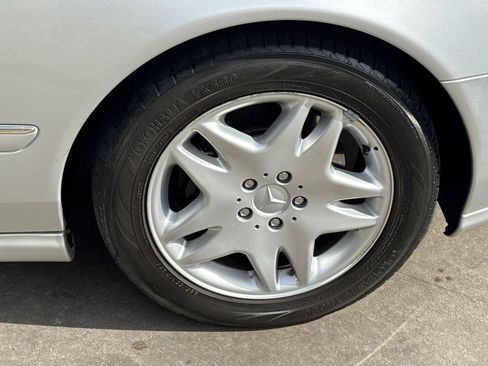 Used 2000 Mercedes-Benz CL 500 image 28