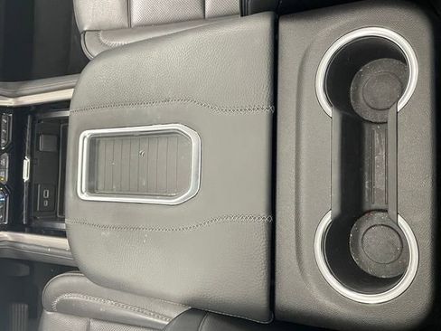 Used 2024 GMC Yukon Denali w/ Advanced Technology Package RWD image 37