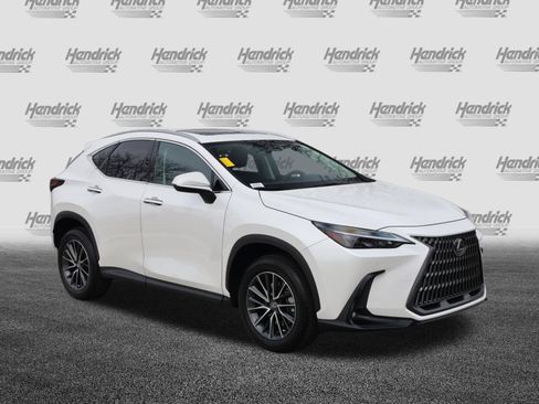 Used 2025 Lexus NX 250 FWD w/ Towing Package (2000 Lbs) image 2