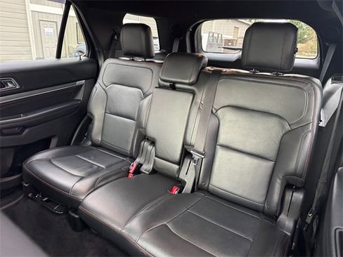 Used 2018 Ford Explorer Sport w/ Equipment Group 401A image 13