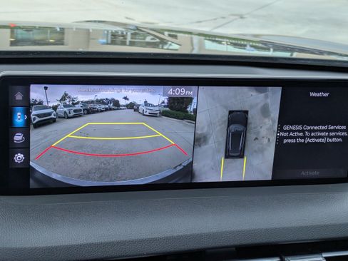 Certified 2022 Genesis GV70 2.5T w/ Advanced Package AWD/4WD image 21