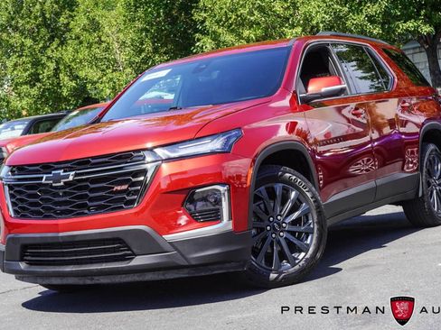 Used 2023 Chevrolet Traverse RS FWD image 19
