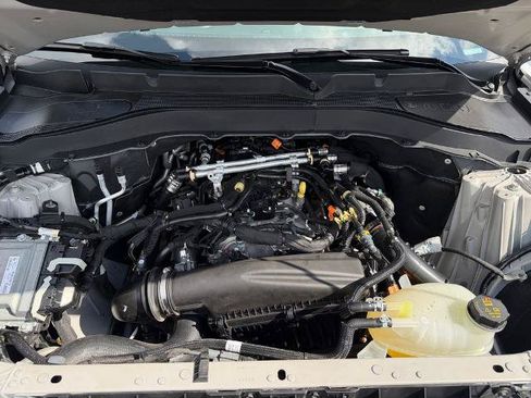Certified 2026 Ford Explorer Active w/ Active Comfort Package RWD image 15