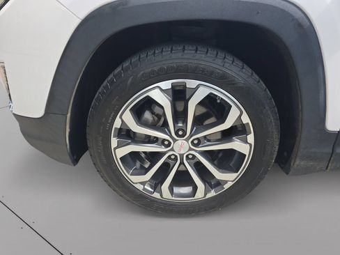 Used 2019 GMC Terrain SLT FWD image 12