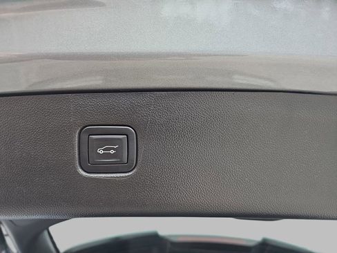 Certified 2023 Chevrolet Blazer RS w/ Driver Confidence II Package image 17