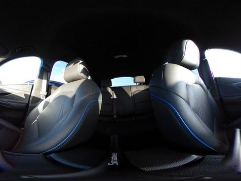 Used 2025 Buick Envista Sport Touring image 40