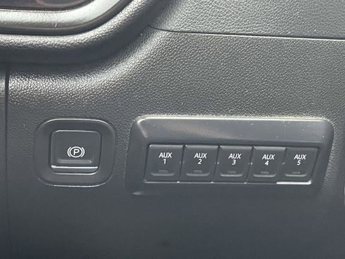 Used 2025 Chevrolet Silverado 3500 W/T w/ WT Convenience Package AWD/4WD image 28