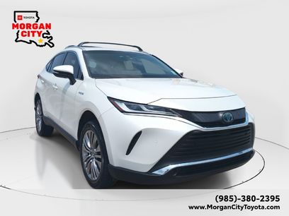 Used 2021 Toyota Venza XLE w/ Softex Package