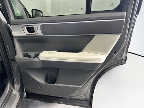 Used 2025 Hyundai Santa Fe SEL image 33