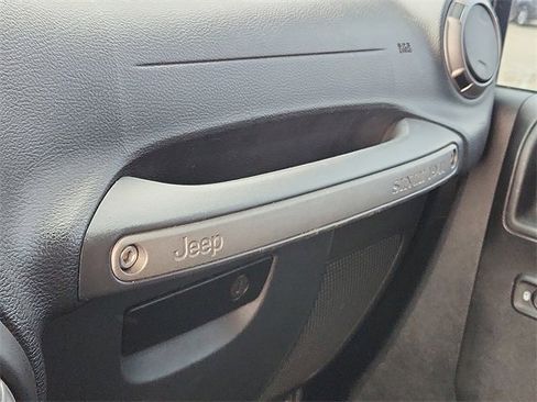 Used 2016 Jeep Wrangler Unlimited Sport w/ Quick Order Package 24S image 20