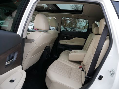 Certified 2024 Nissan Murano Platinum w/ Cargo Package image 35