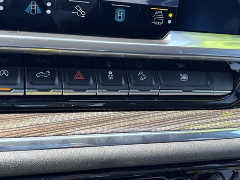 Used 2023 Chevrolet Silverado 1500 RST w/ Convenience Package II image 35