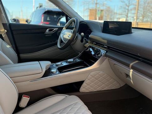 Used 2024 Genesis GV80 3.5T w/ Prestige Package image 28