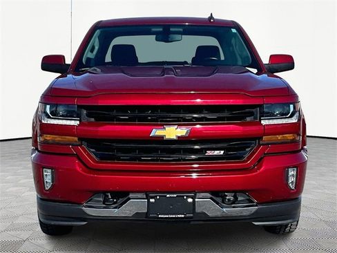 Used 2018 Chevrolet Silverado 1500 LT w/ All Star Edition image 2