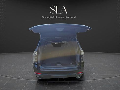 Used 2026 Chevrolet Suburban RST w/ Comfort Package image 28